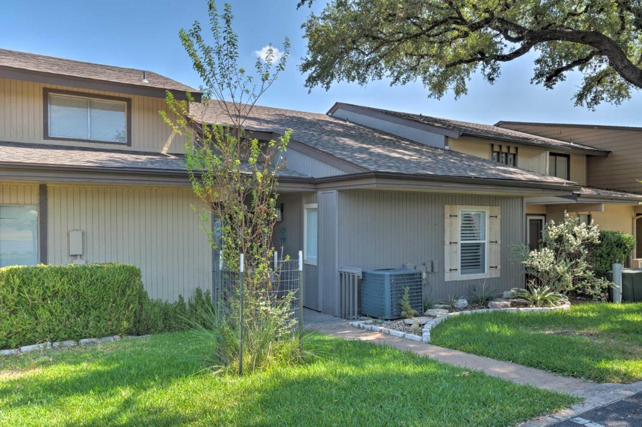 Waterfront Lake Travis Home With Pool Access! Point Venture Dış mekan fotoğraf